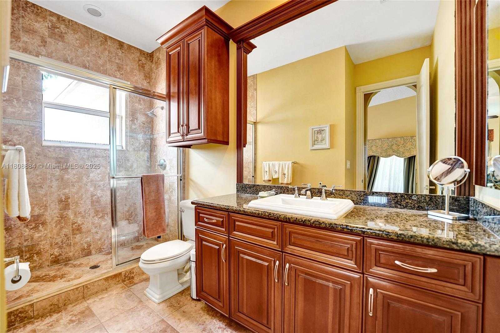 Small Image of 3308 ISLEWOOD AVE, Weston Number 48