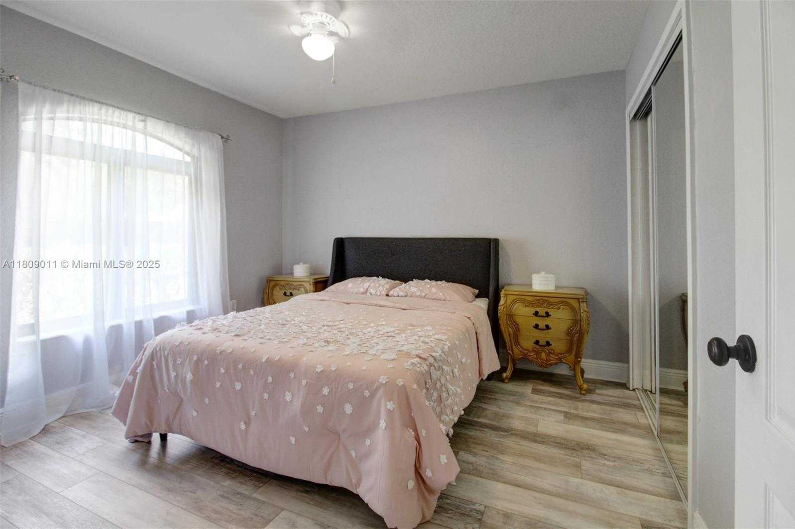 Small Image of 17375 SOUTH WEST 282ND ST, Homestead Number 26