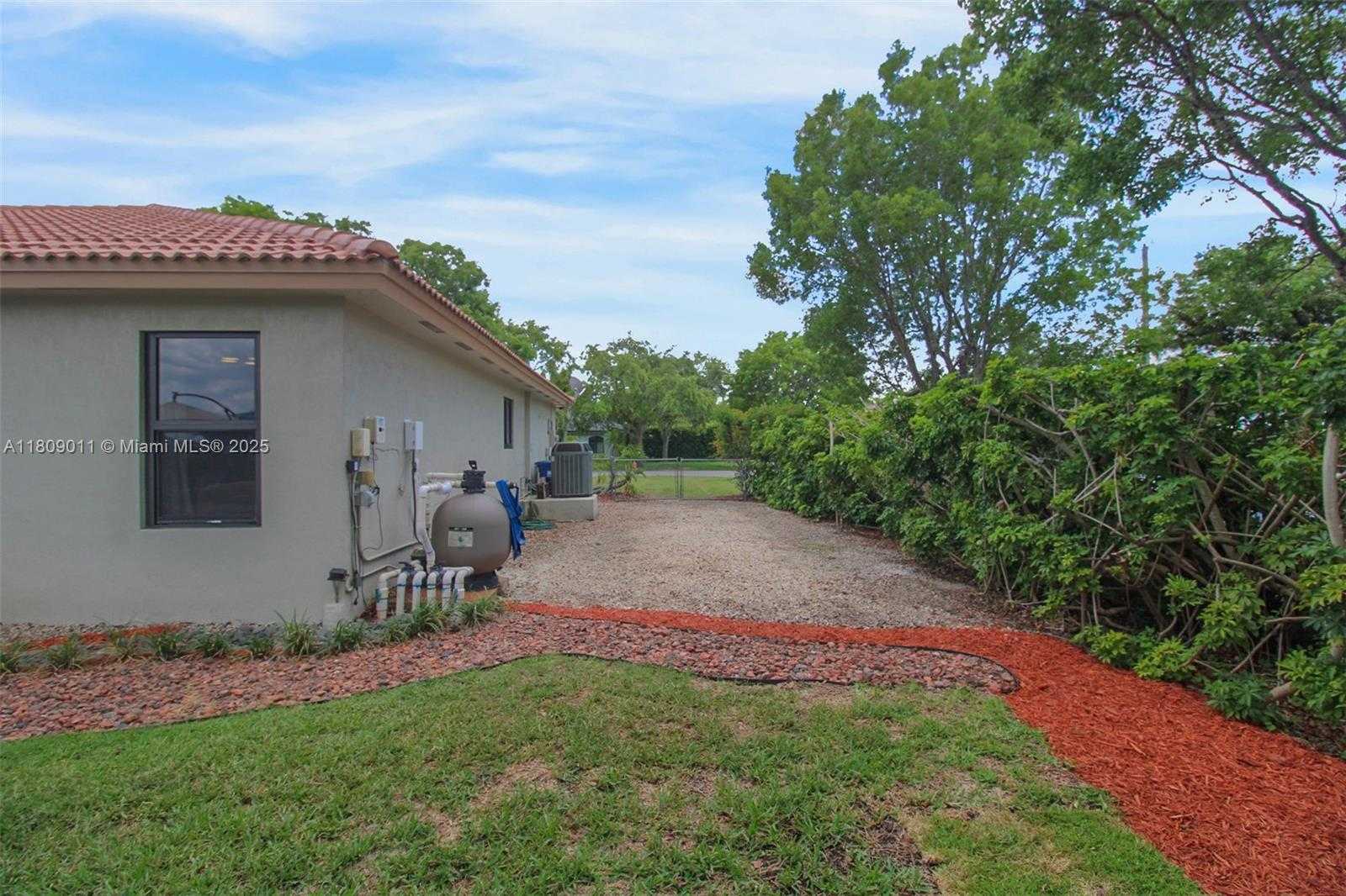 Small Image of 17375 SOUTH WEST 282ND ST, Homestead Number 46