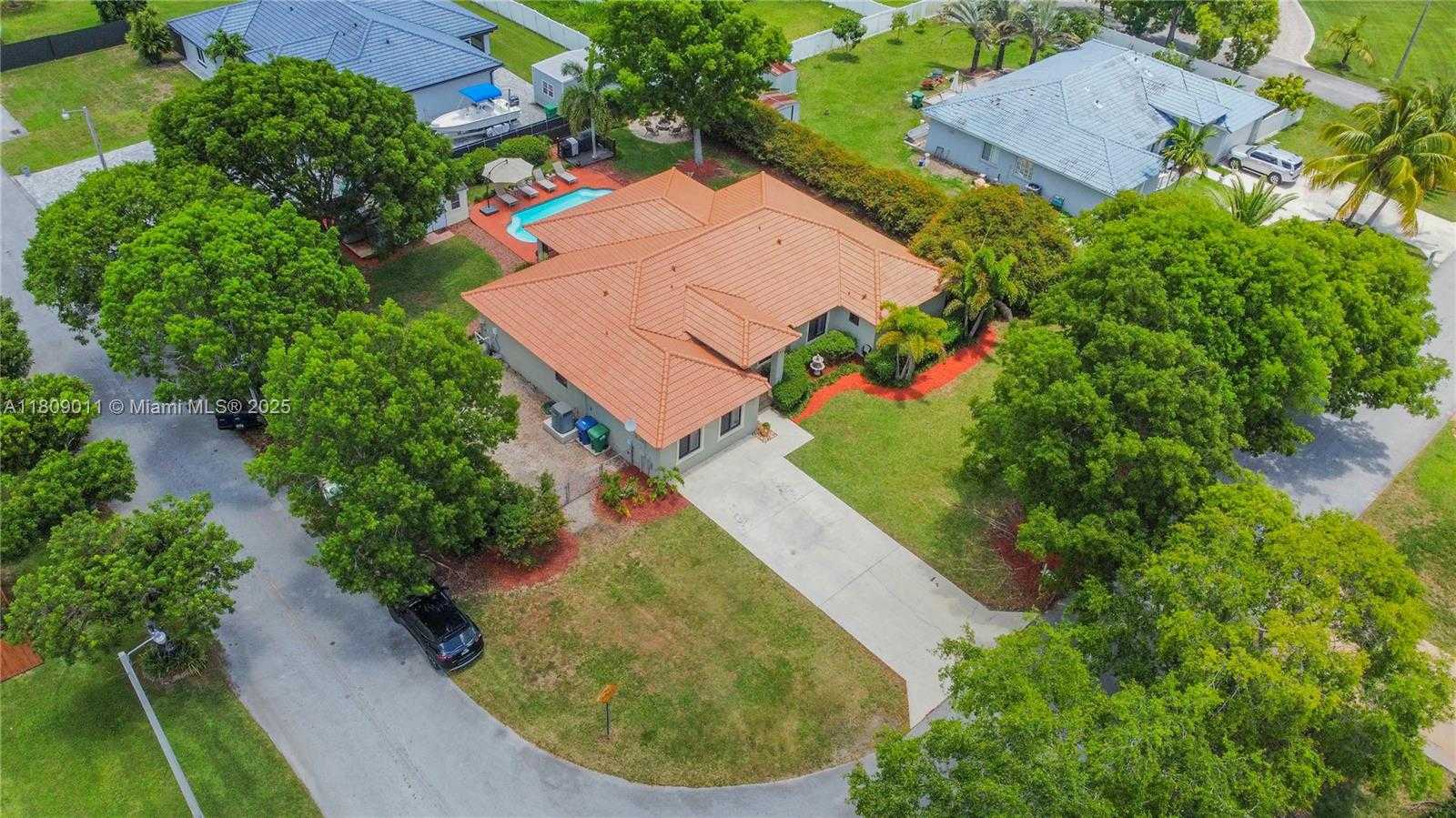 Small Image of 17375 SOUTH WEST 282ND ST, Homestead Number 51
