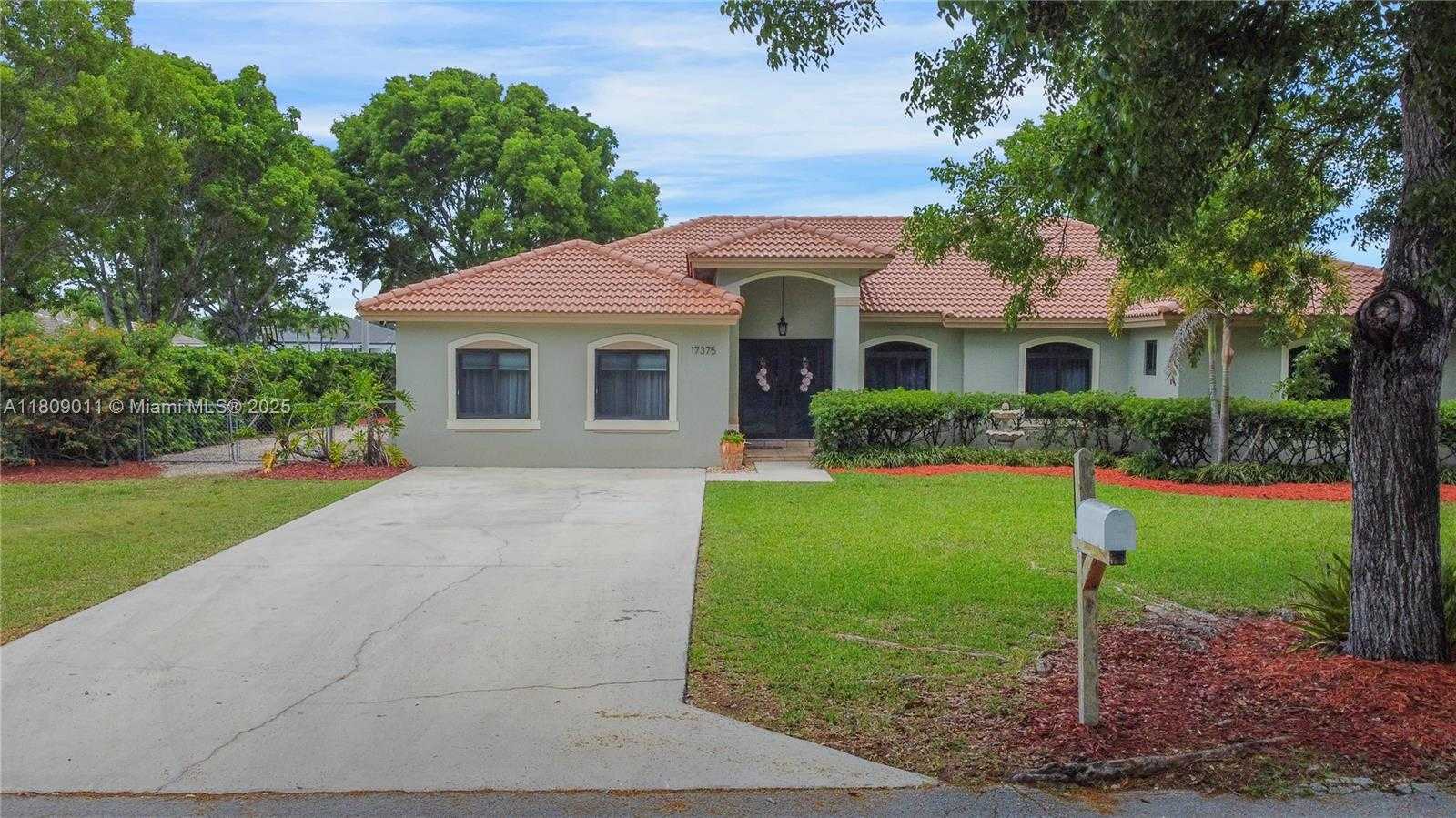 Small Image of 17375 SOUTH WEST 282ND ST, Homestead Number 54