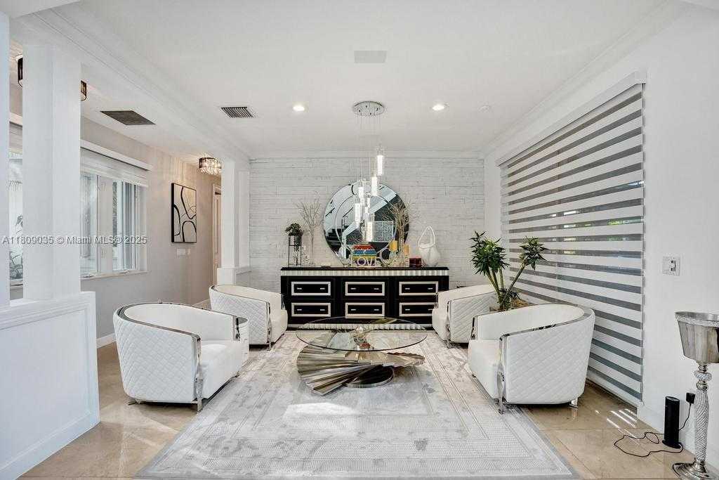 Small Image of 8580 EGRET LAKES LN, West Palm Beach Number 11