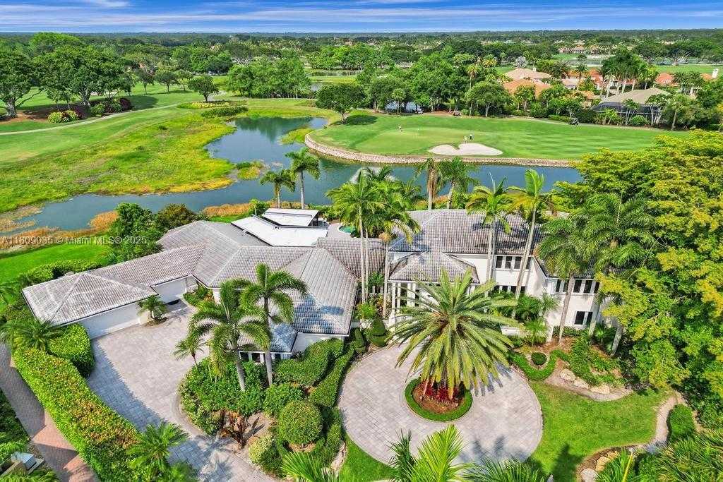 Small Image of 8580 EGRET LAKES LN, West Palm Beach Number 2