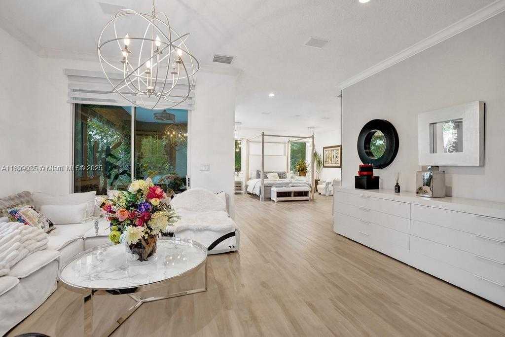 Small Image of 8580 EGRET LAKES LN, West Palm Beach Number 28