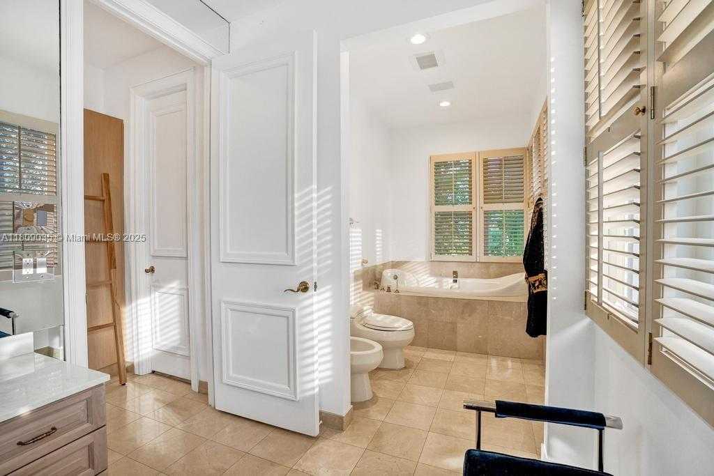 Small Image of 8580 EGRET LAKES LN, West Palm Beach Number 30