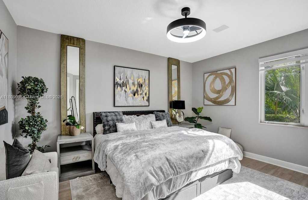 Small Image of 8580 EGRET LAKES LN, West Palm Beach Number 36