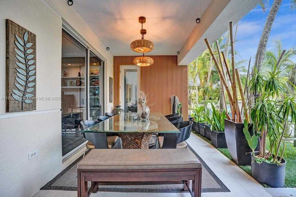 Small Image of 8580 EGRET LAKES LN, West Palm Beach Number 46