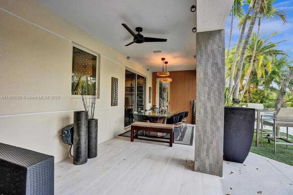 Small Image of 8580 EGRET LAKES LN, West Palm Beach Number 47