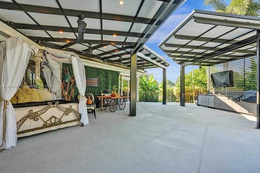 Small Image of 8580 EGRET LAKES LN, West Palm Beach Number 49