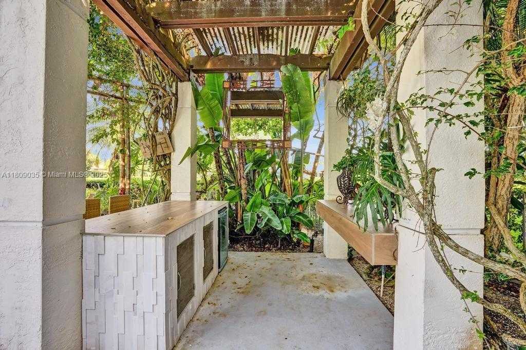 Small Image of 8580 EGRET LAKES LN, West Palm Beach Number 61