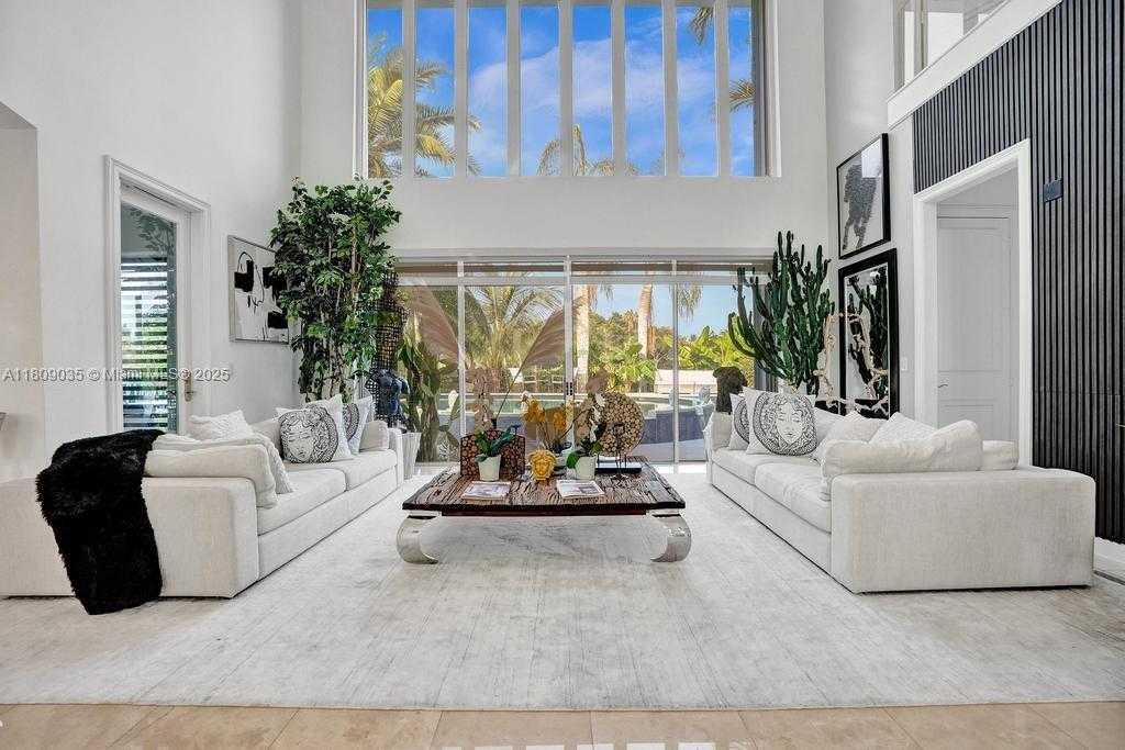 Small Image of 8580 EGRET LAKES LN, West Palm Beach Number 8