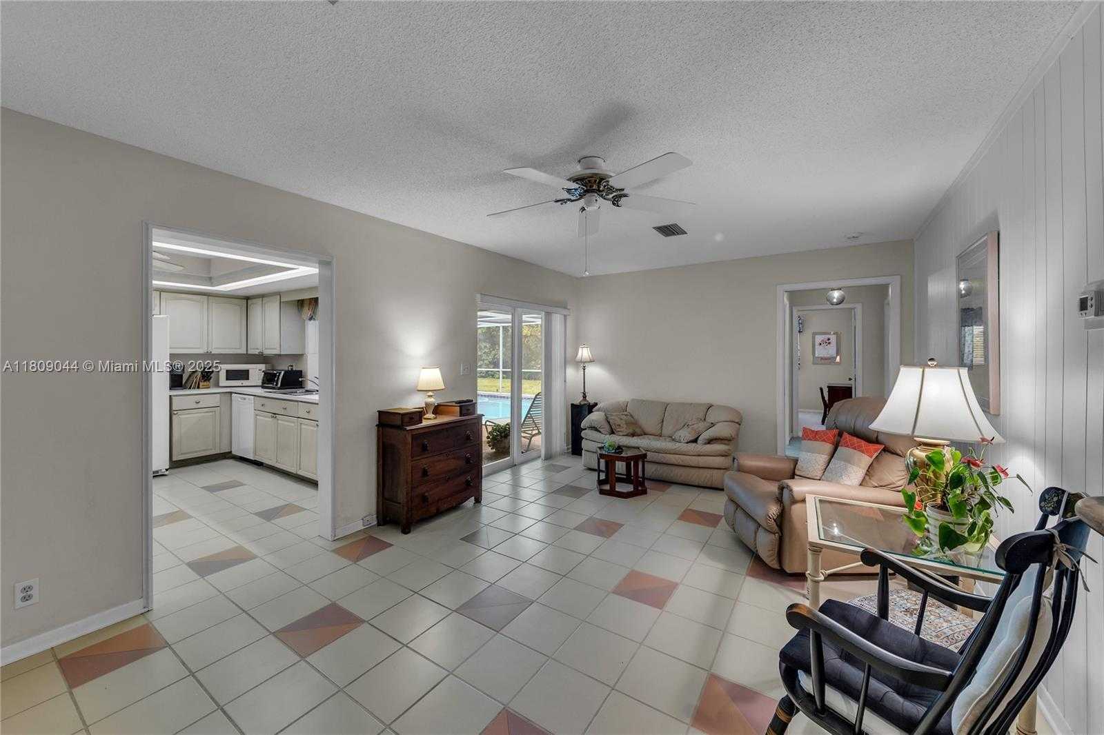 Small Image of 7541 SOUTH WEST 9TH ST, Plantation Number 23