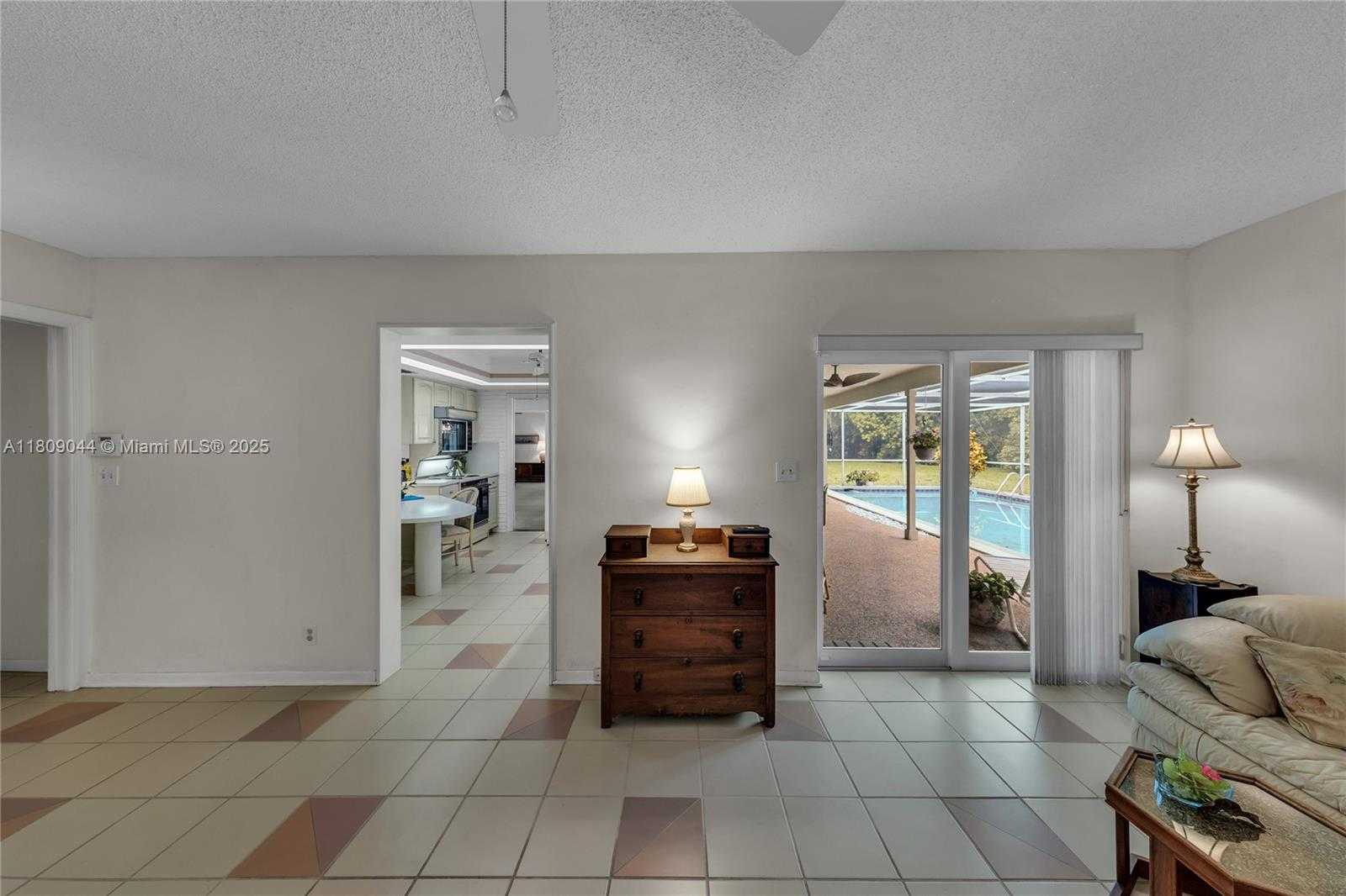 Small Image of 7541 SOUTH WEST 9TH ST, Plantation Number 25