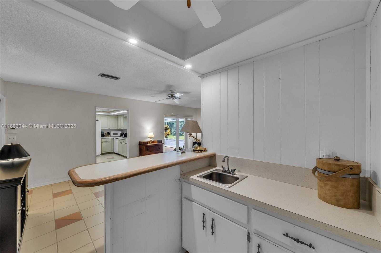Small Image of 7541 SOUTH WEST 9TH ST, Plantation Number 27