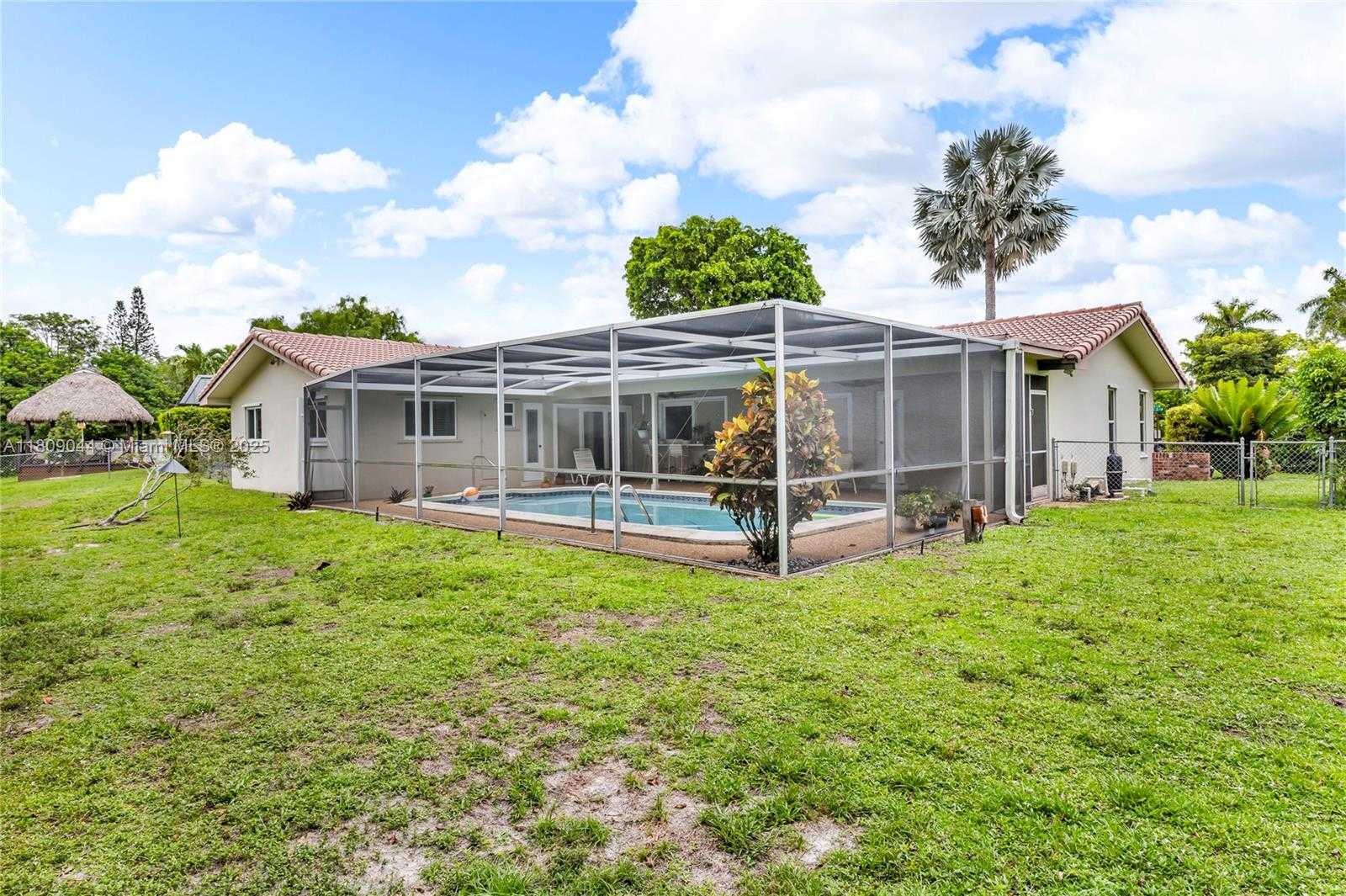 Small Image of 7541 SOUTH WEST 9TH ST, Plantation Number 55