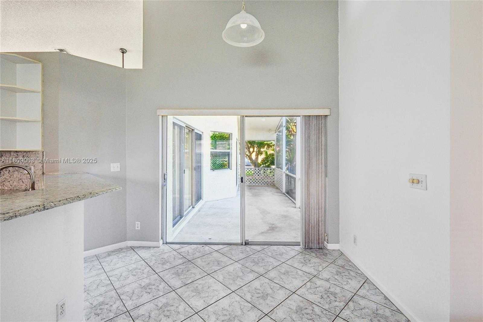 Small Image of 5708 NORTH WEST 47TH CT, Coral Springs Number 13