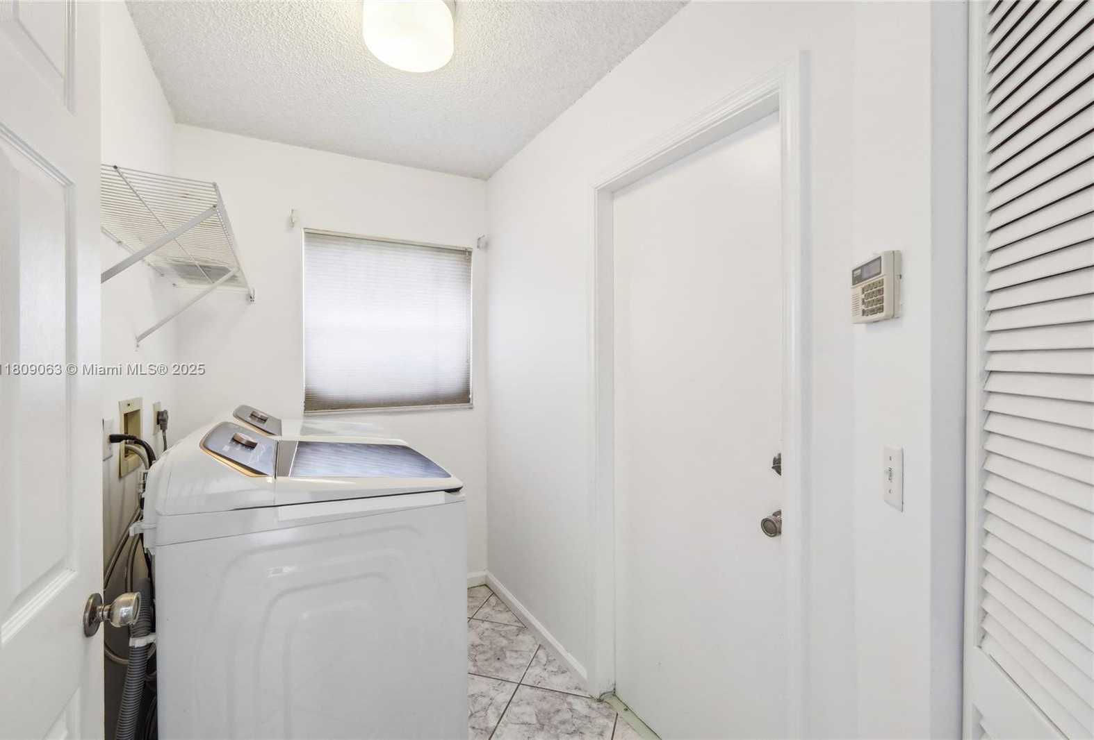 Small Image of 5708 NORTH WEST 47TH CT, Coral Springs Number 22