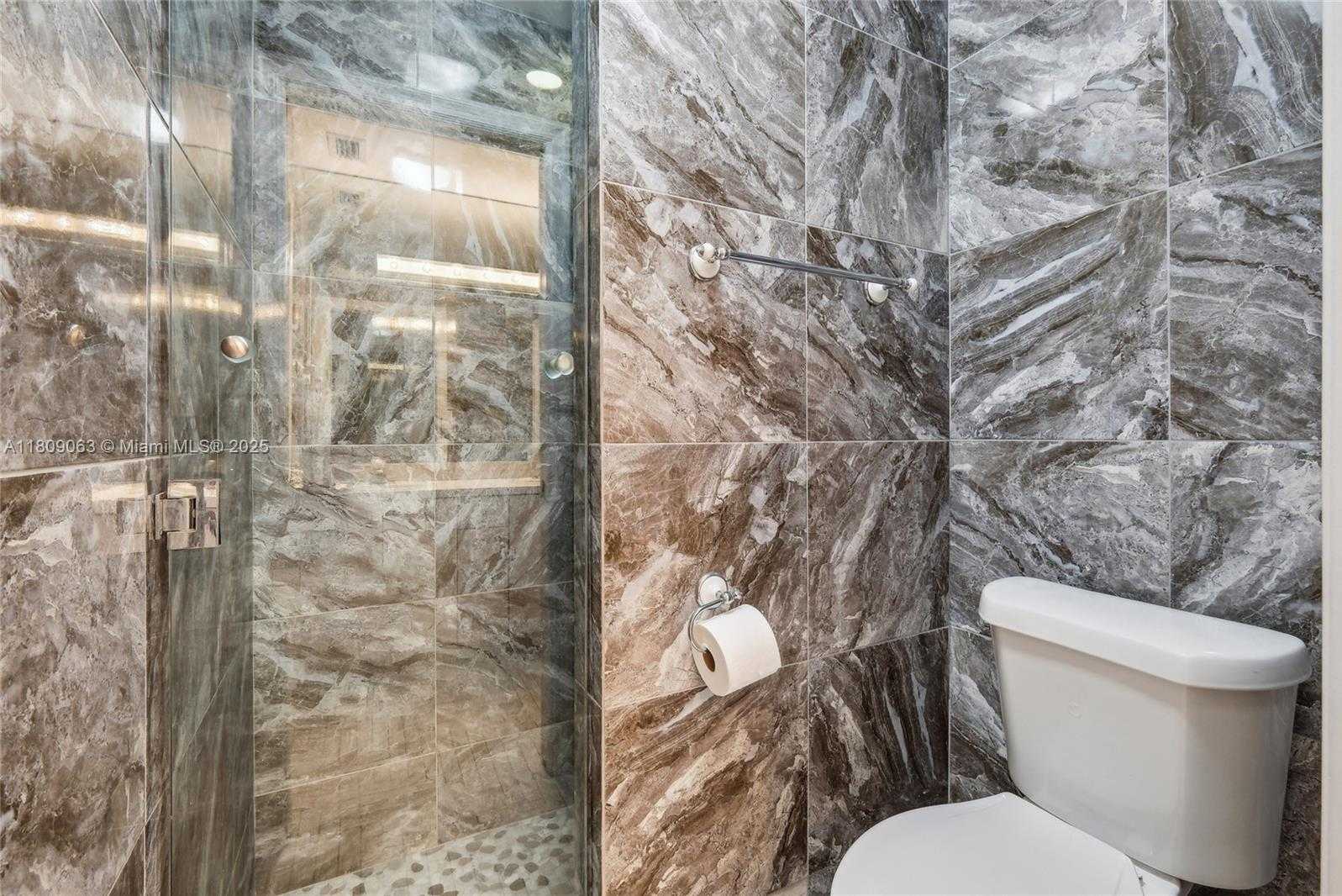 Small Image of 5708 NORTH WEST 47TH CT, Coral Springs Number 24