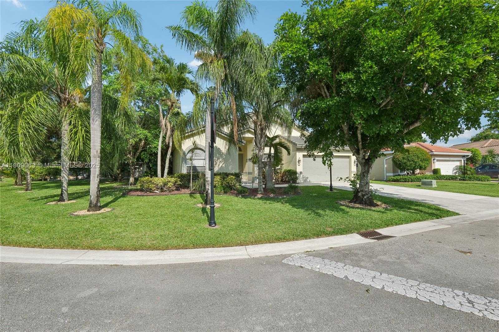 Small Image of 5708 NORTH WEST 47TH CT, Coral Springs Number 33