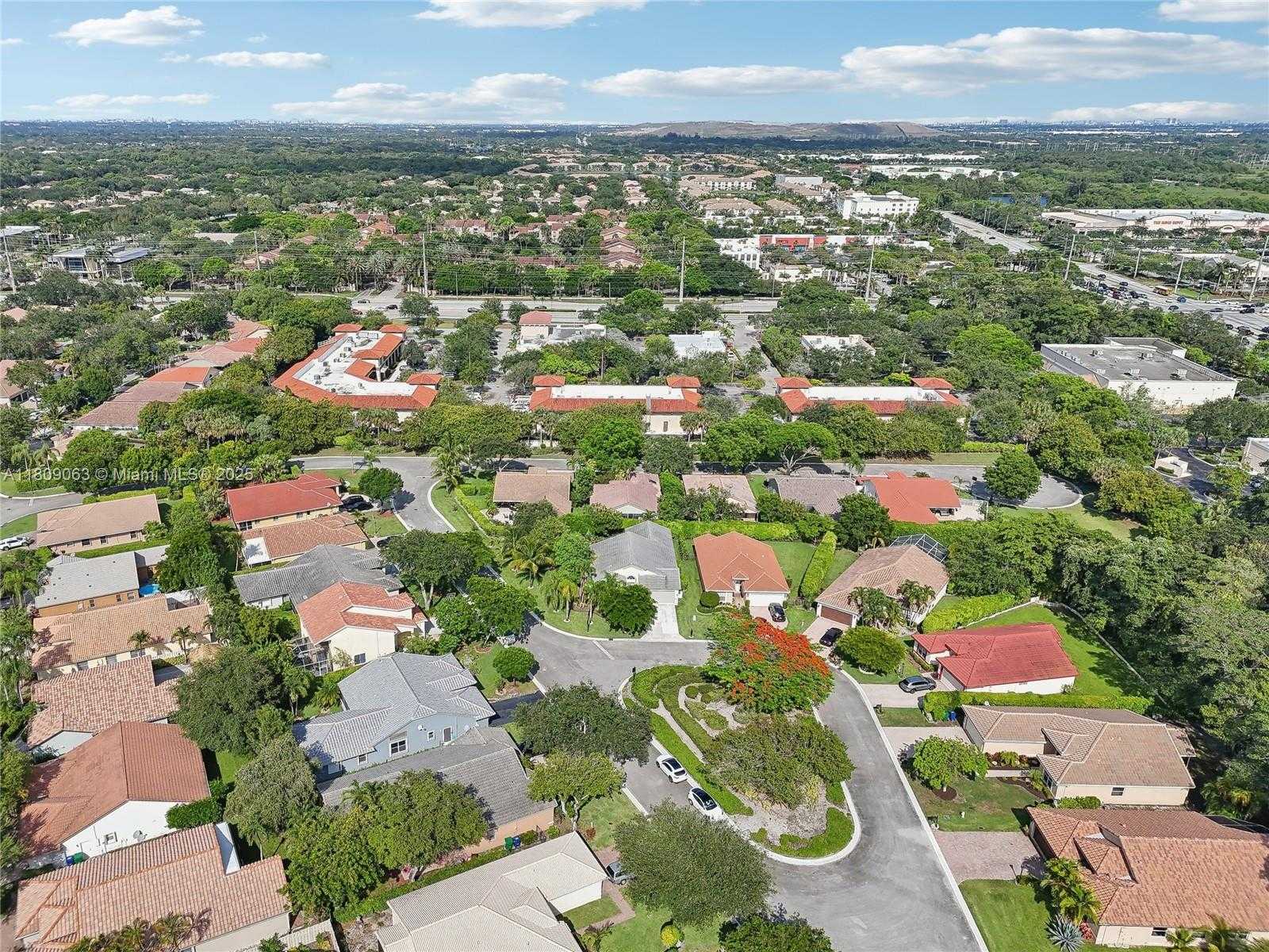 Small Image of 5708 NORTH WEST 47TH CT, Coral Springs Number 39