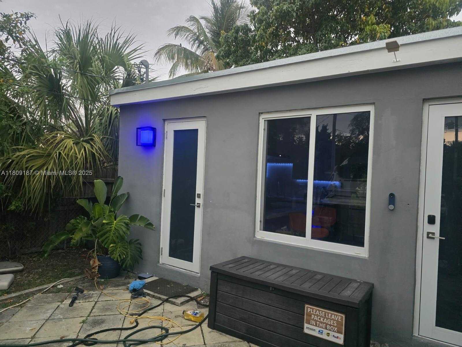 Small Image of 5812 NORTH WEST 20TH CT, Margate Number 7