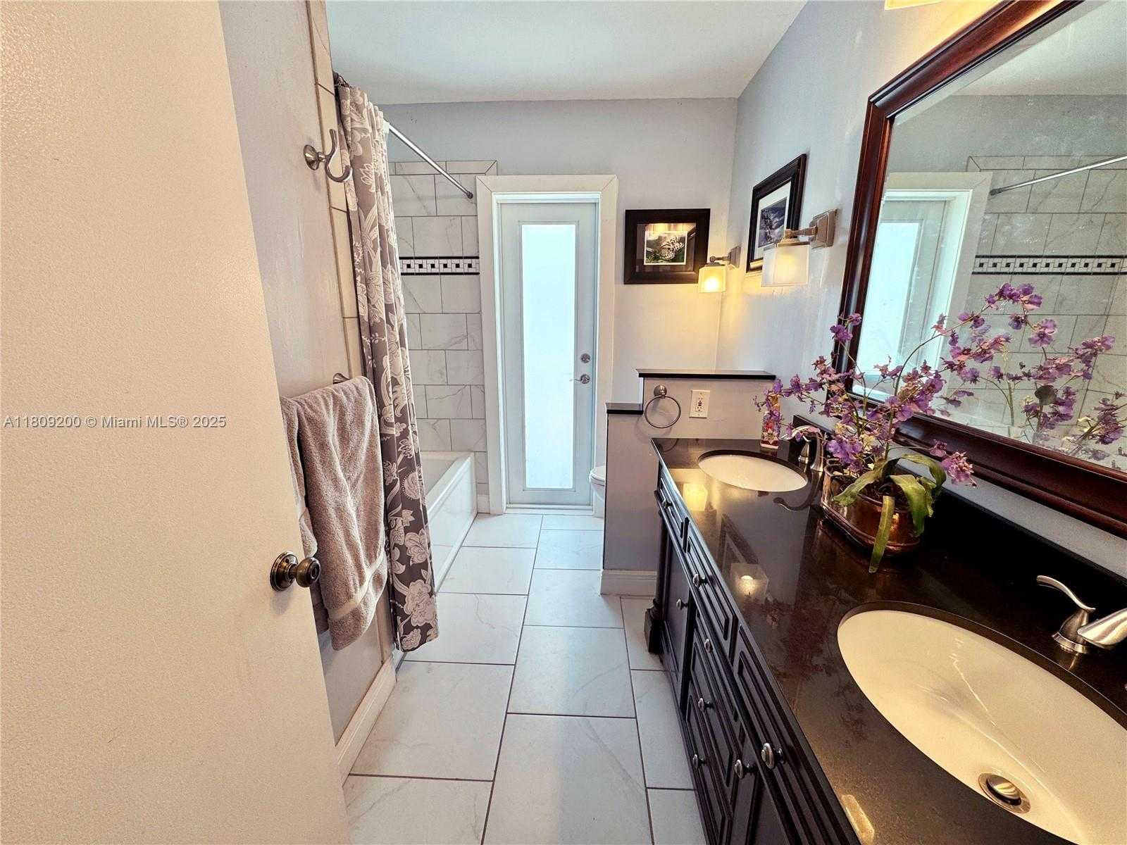 Small Image of 8230 SOUTH WEST 150TH DR, Palmetto Bay Number 18