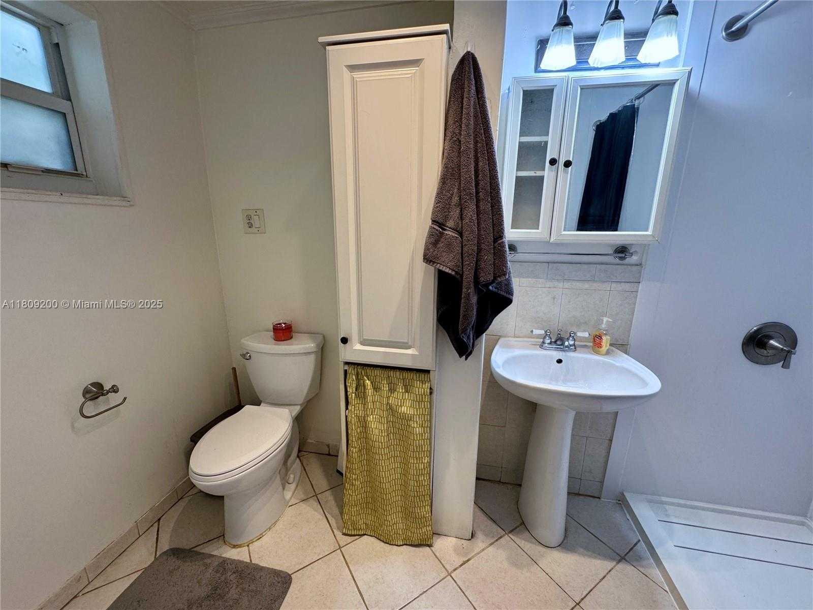 Small Image of 8230 SOUTH WEST 150TH DR, Palmetto Bay Number 22
