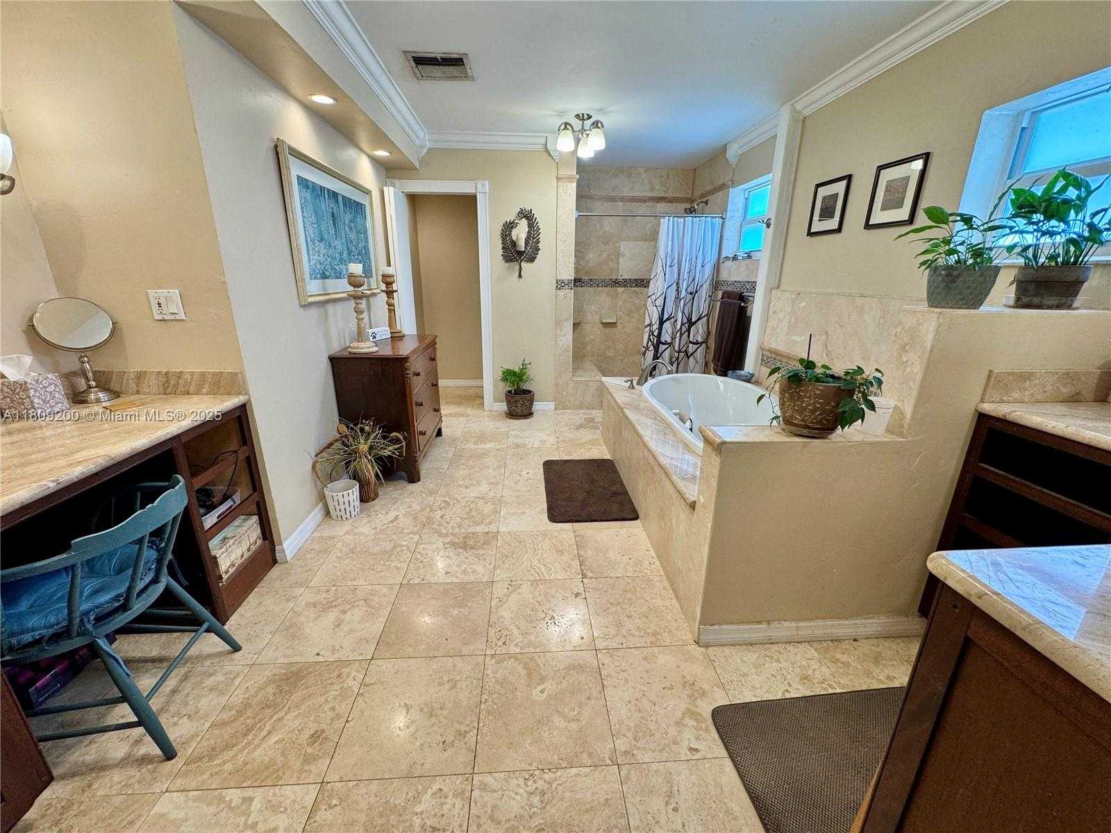 Small Image of 8230 SOUTH WEST 150TH DR, Palmetto Bay Number 9