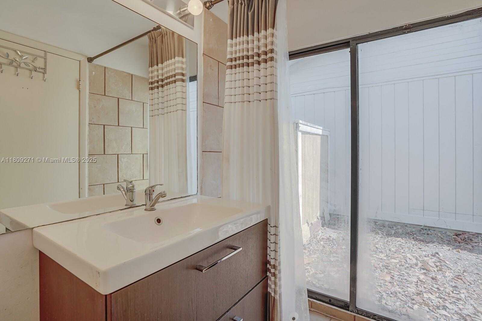 Small Image of 10 AFTON PL, Boynton Beach Number 28