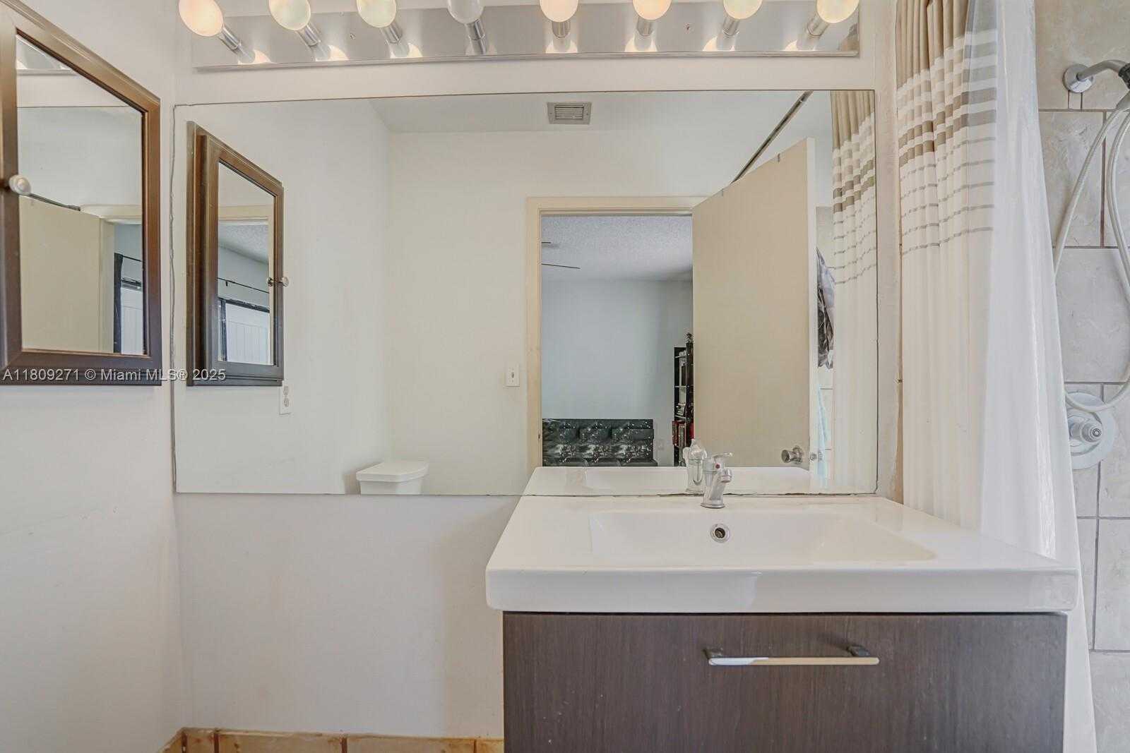 Small Image of 10 AFTON PL, Boynton Beach Number 29