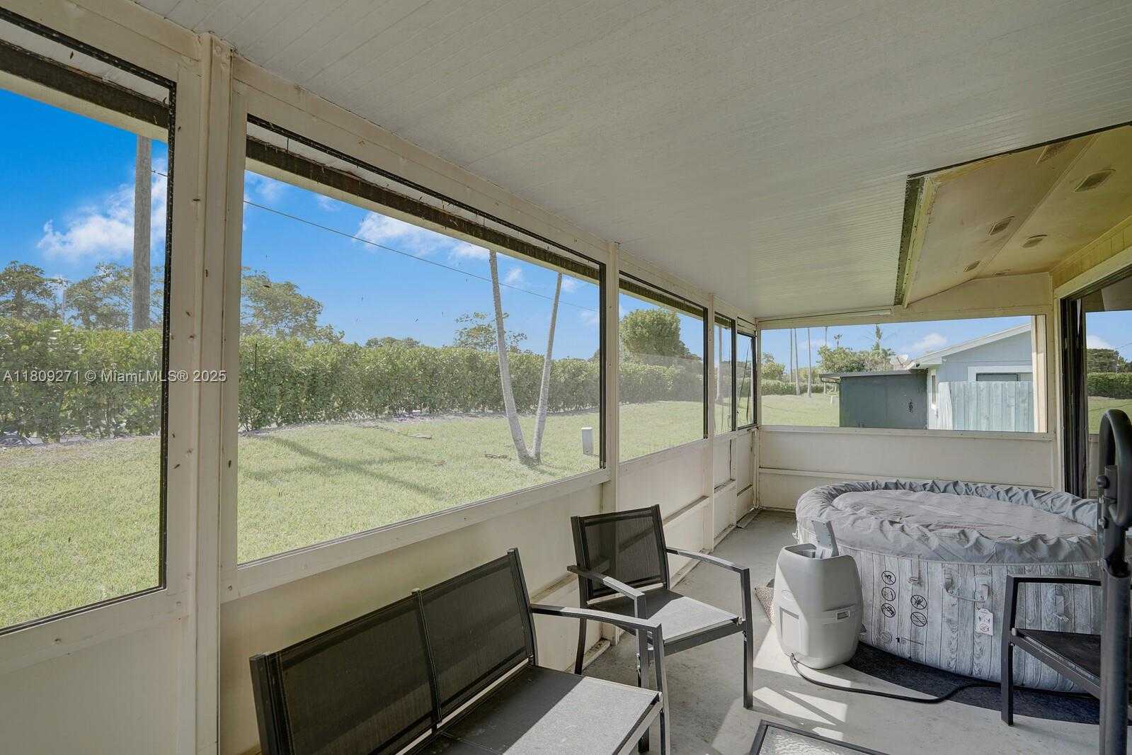 Small Image of 10 AFTON PL, Boynton Beach Number 35