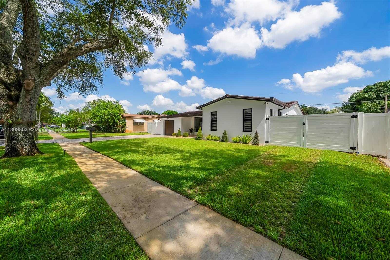 Small Image of 9241 SOUTH WEST 55TH ST, Cooper City Number 5