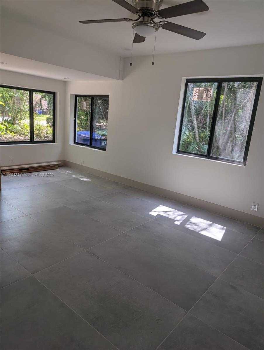 Small Image of 421 SOUTH WEST 11TH ST, Fort Lauderdale Number 8