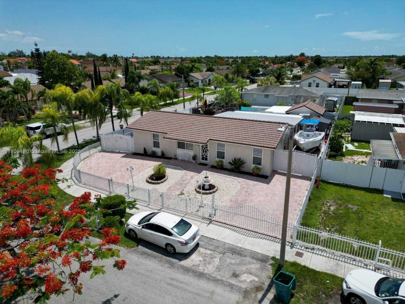 Small Image of 25305 SOUTH WEST 124 CT, Homestead Number 10