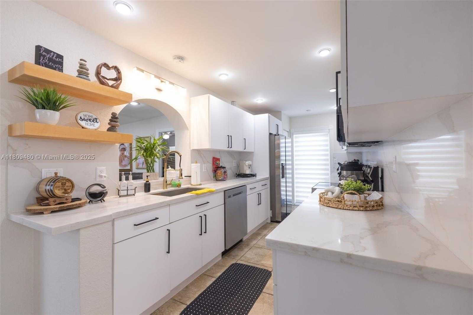 Small Image of 25305 SOUTH WEST 124 CT, Homestead Number 25