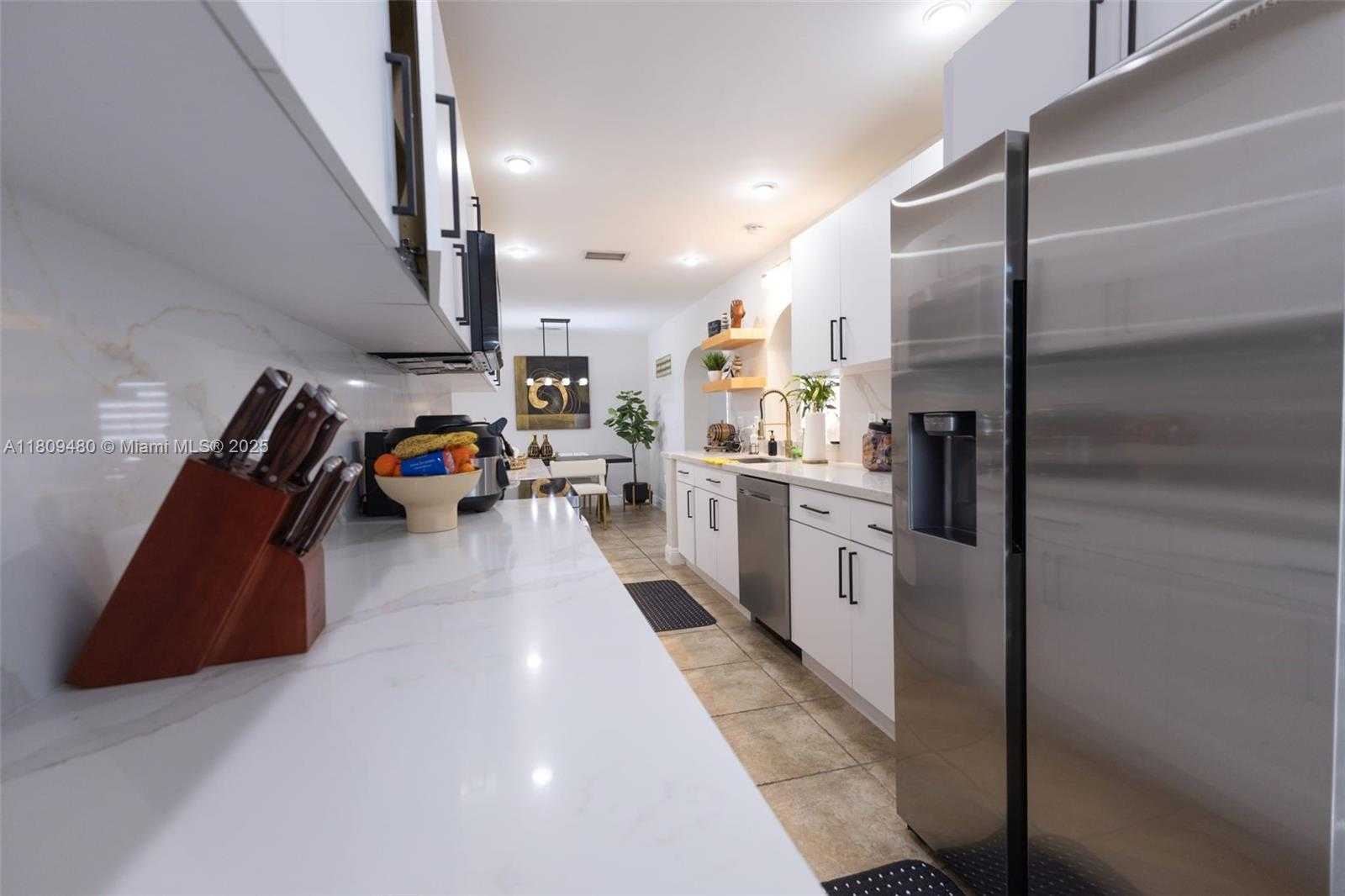 Small Image of 25305 SOUTH WEST 124 CT, Homestead Number 27