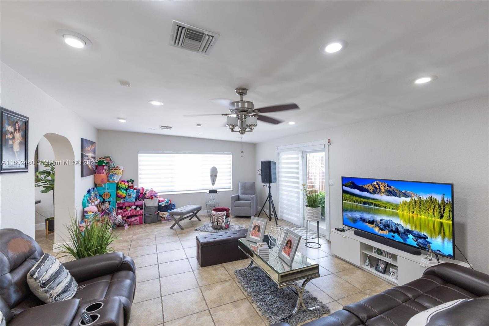 Small Image of 25305 SOUTH WEST 124 CT, Homestead Number 34