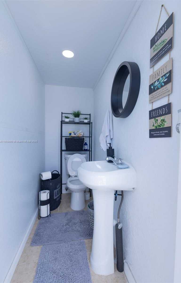 Small Image of 25305 SOUTH WEST 124 CT, Homestead Number 38