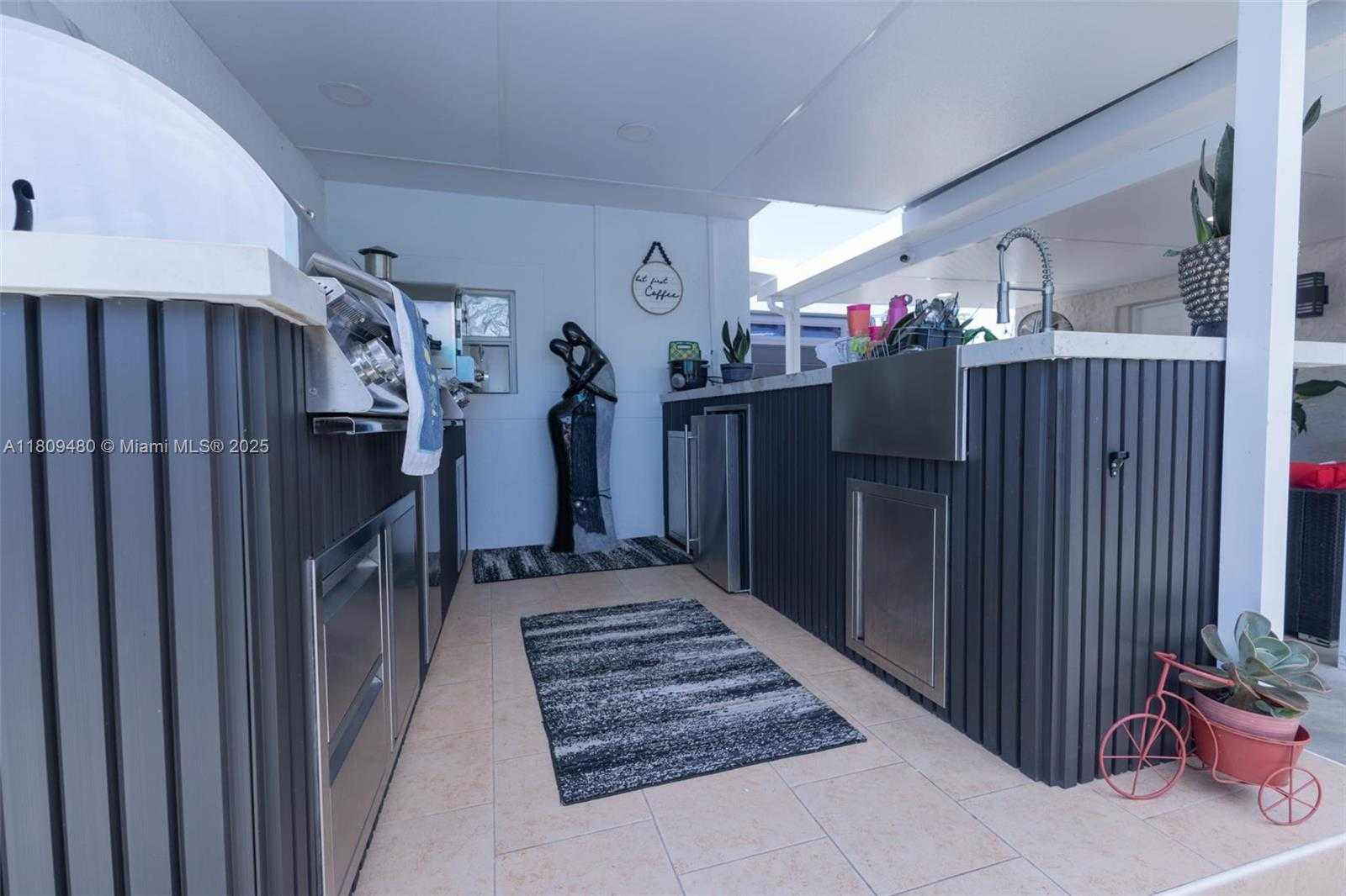 Small Image of 25305 SOUTH WEST 124 CT, Homestead Number 40
