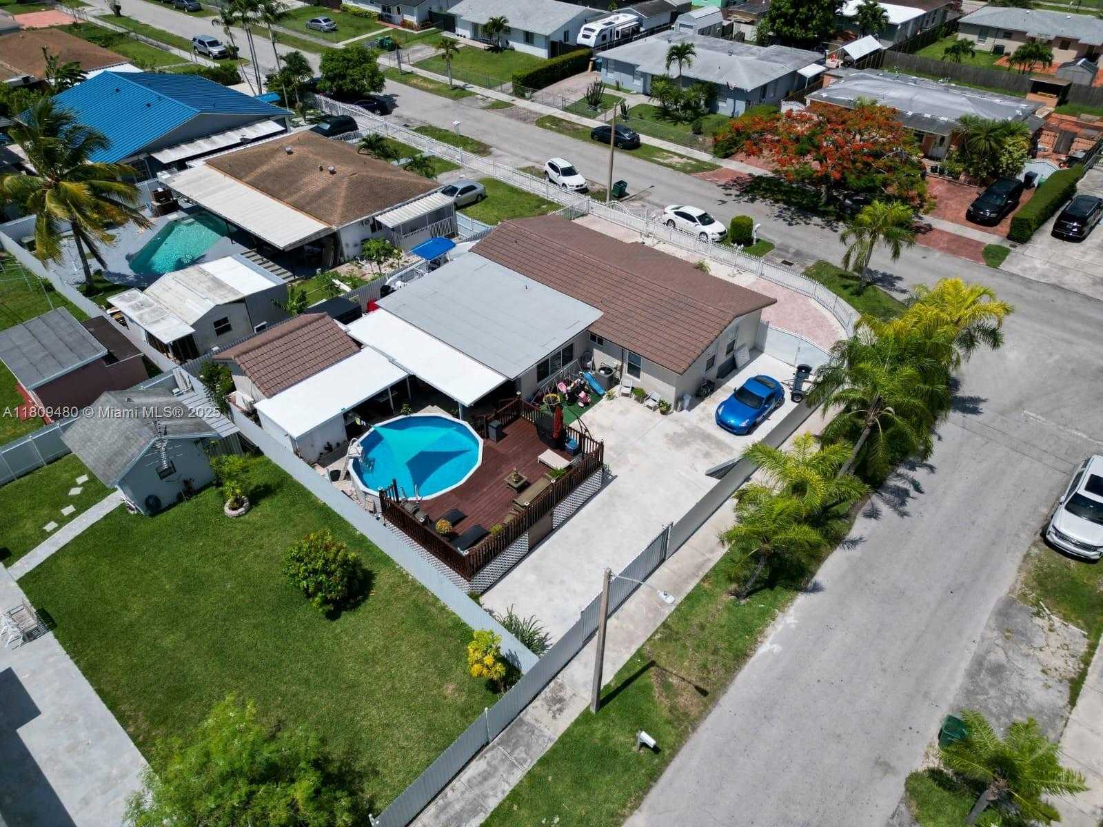Small Image of 25305 SOUTH WEST 124 CT, Homestead Number 5