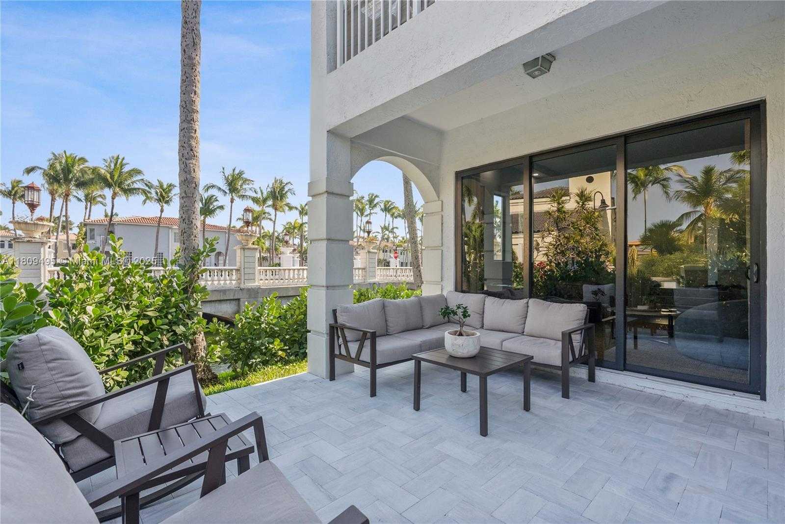 Small Image of 3095 NORTH EAST 208TH TER, Aventura Number 7