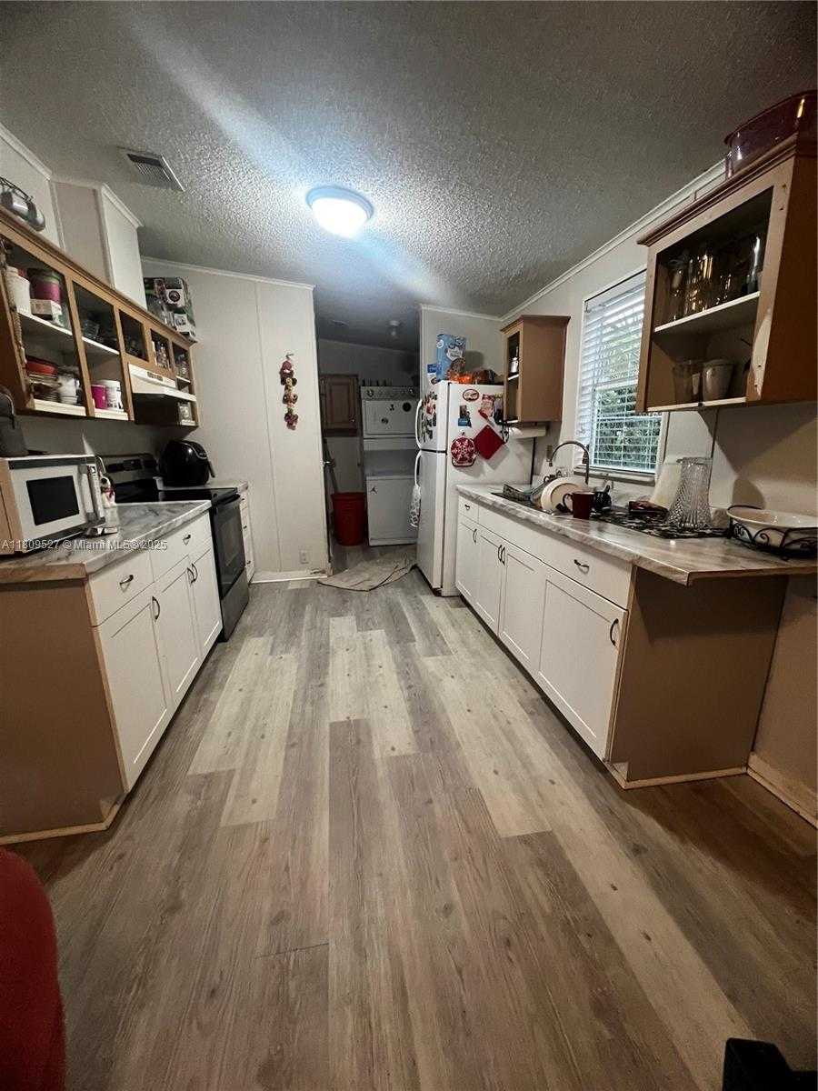 Small Image of 19800 SOUTH WEST 180TH AVE LOT 414, Miami Number 4