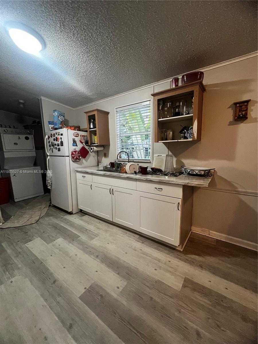 Small Image of 19800 SOUTH WEST 180TH AVE LOT 414, Miami Number 6