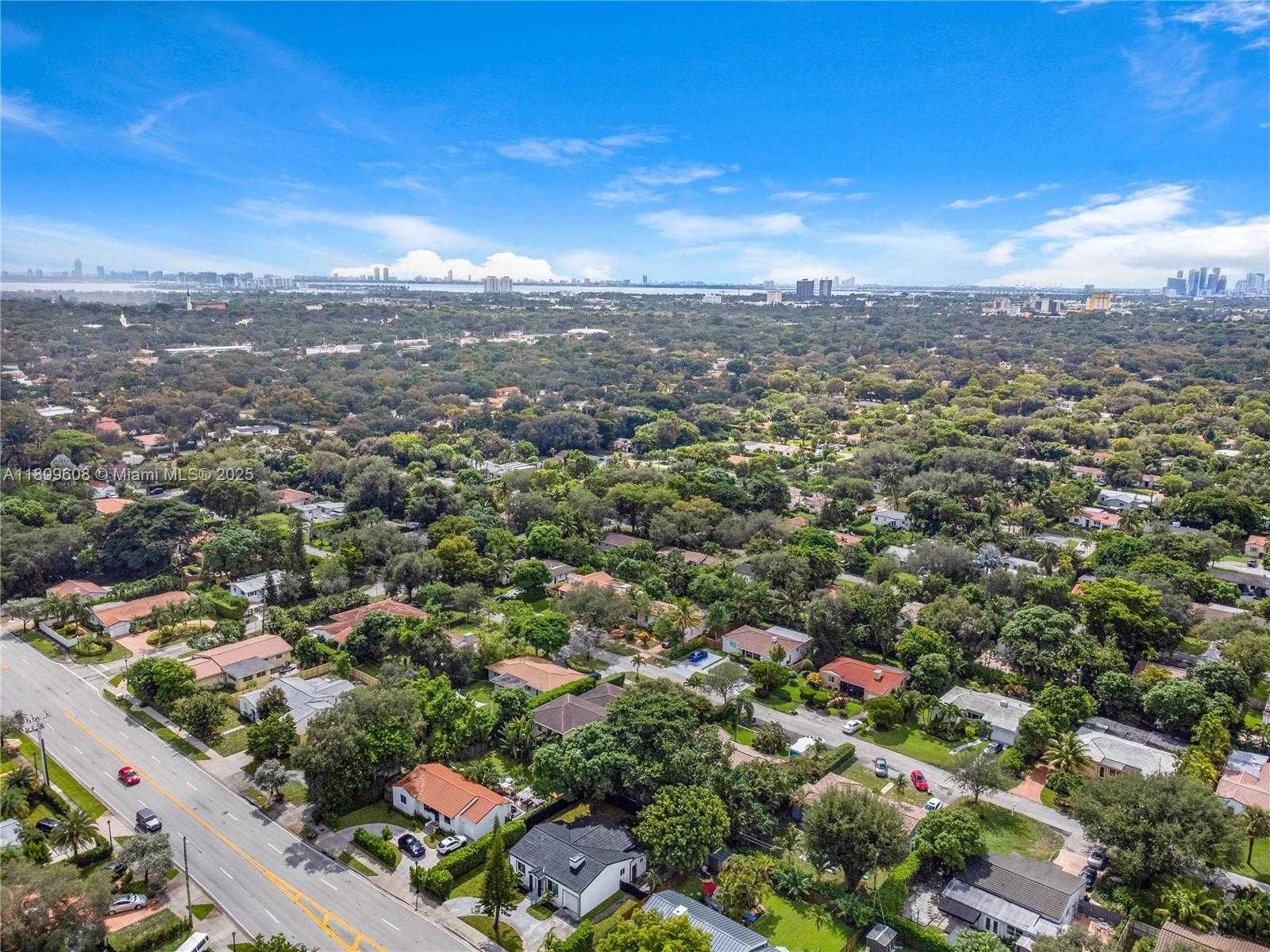 Small Image of 152 NORTH WEST 103RD ST, Miami Shores Number 21