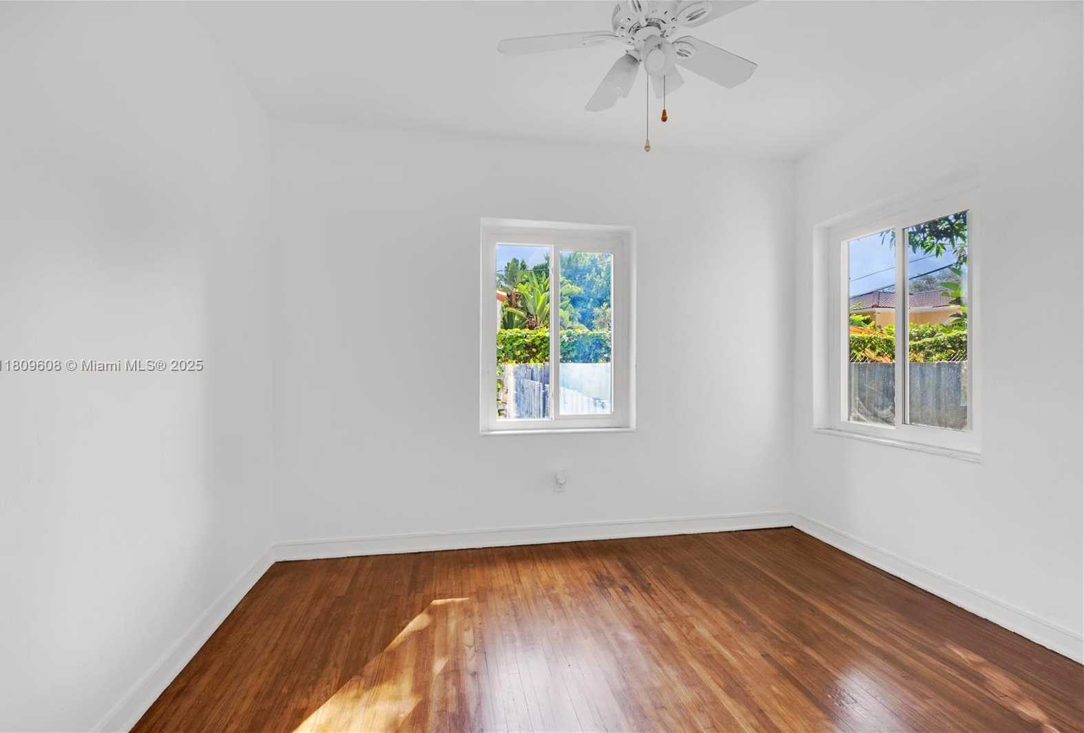 Small Image of 152 NORTH WEST 103RD ST, Miami Shores Number 39