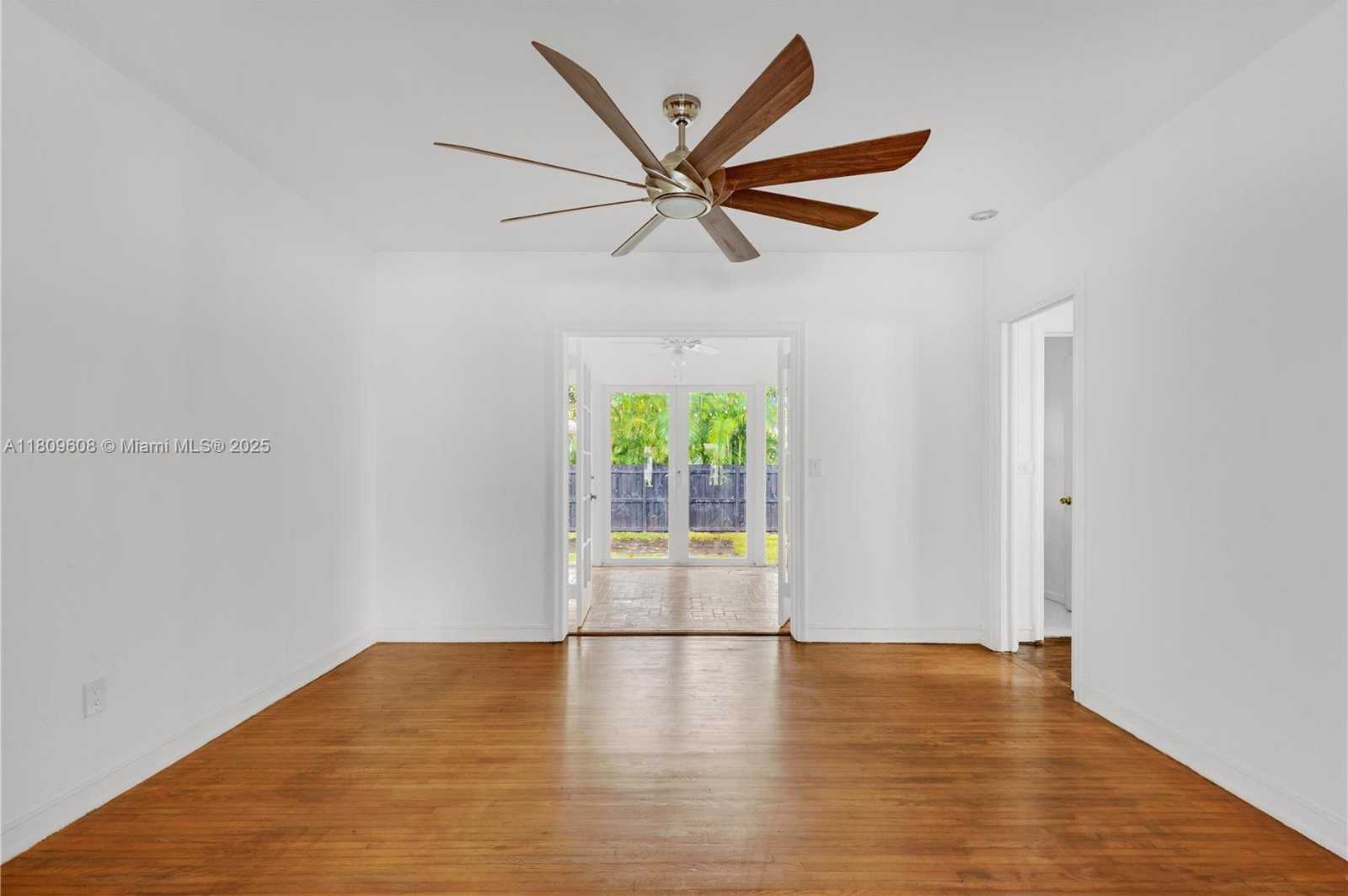 Small Image of 152 NORTH WEST 103RD ST, Miami Shores Number 42