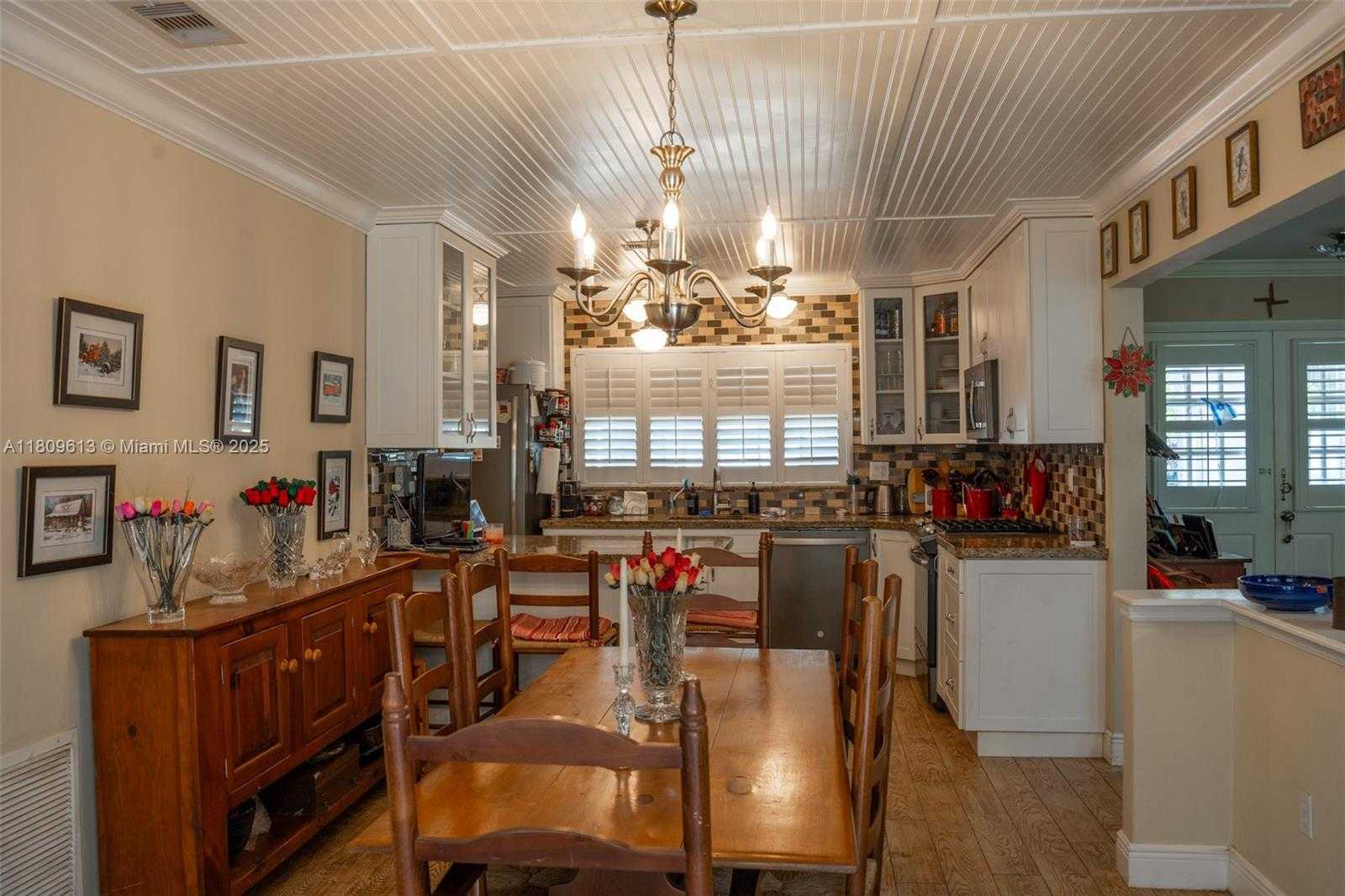 Small Image of 19630 STERLING DR, Cutler Bay Number 11
