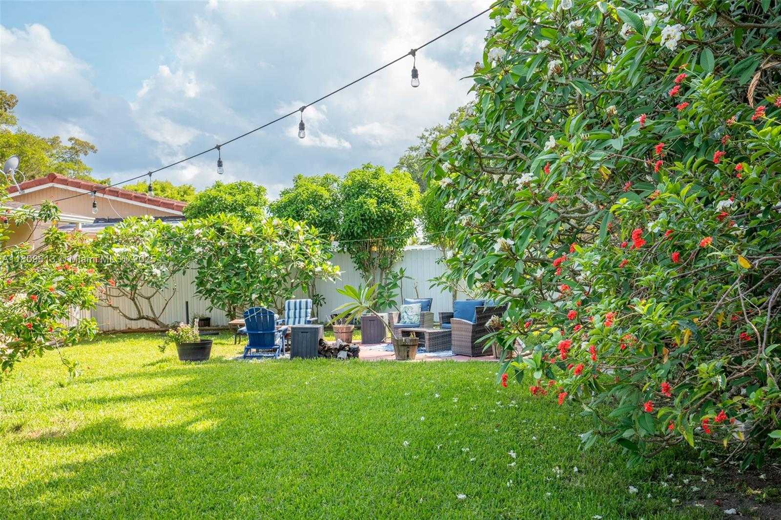 Small Image of 19630 STERLING DR, Cutler Bay Number 26