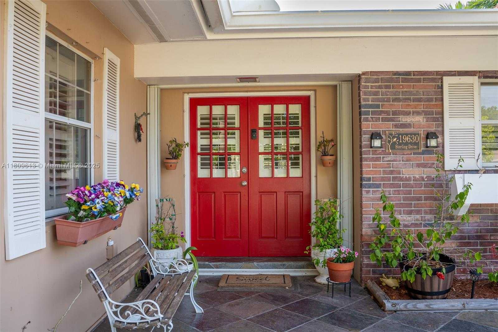 Small Image of 19630 STERLING DR, Cutler Bay Number 7