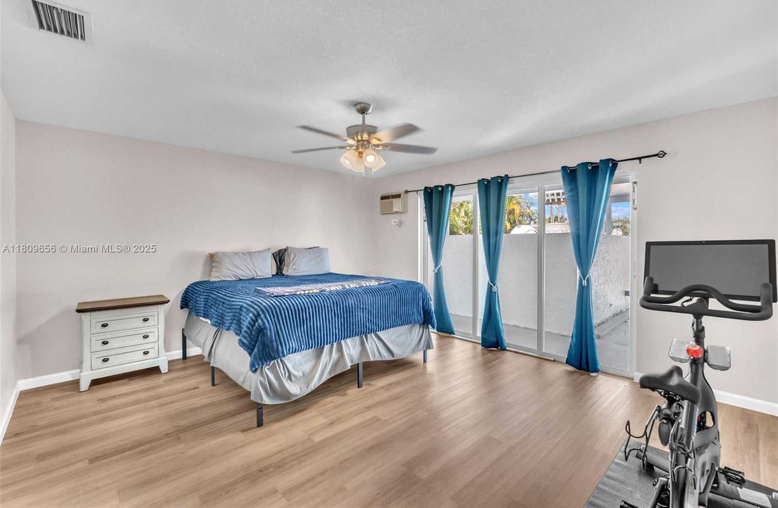 Small Image of 4271 SOUTH WEST 67TH TER, Davie Number 18